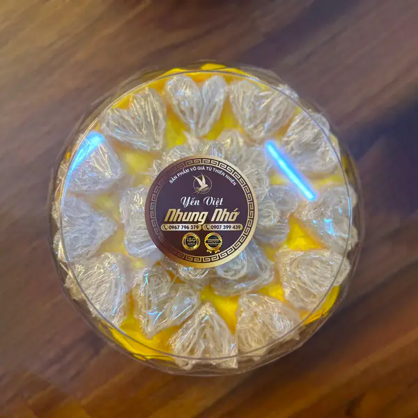 Ngọc Yến Bách Tâm Hộp 100gr Tặng1hộp đường phèn+1túi táo đỏ